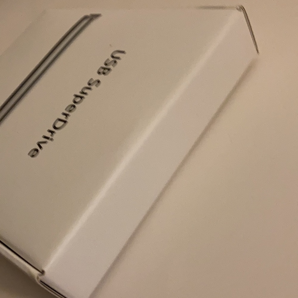 Brand New! Apple USB SuperDrive - Picture 5 of 10